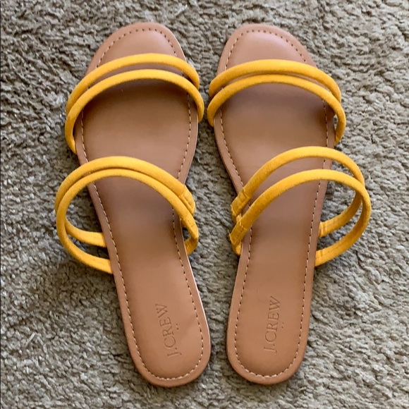 yellow sandals size 10